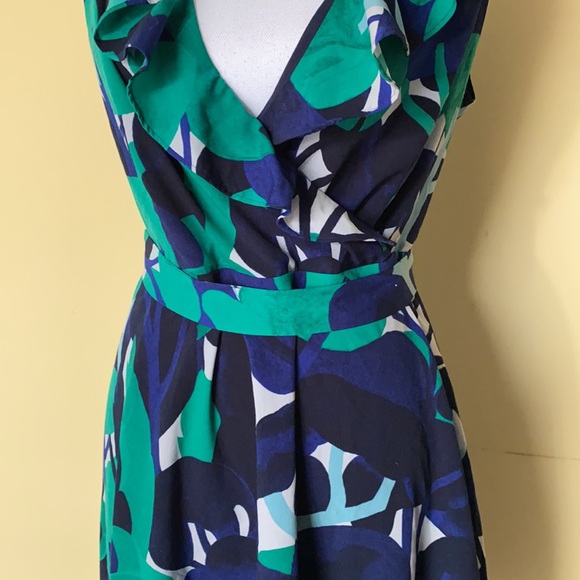 Ann Taylor dress size 8 - Picture 4 of 13